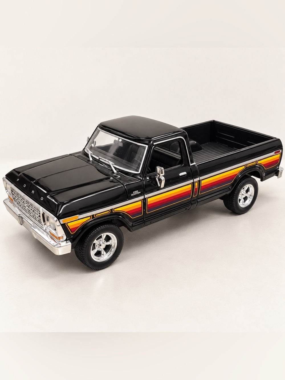 Maisto 1979 Ford F-150 Pickup Diecast 1:20 Black Retro Stripe No Box